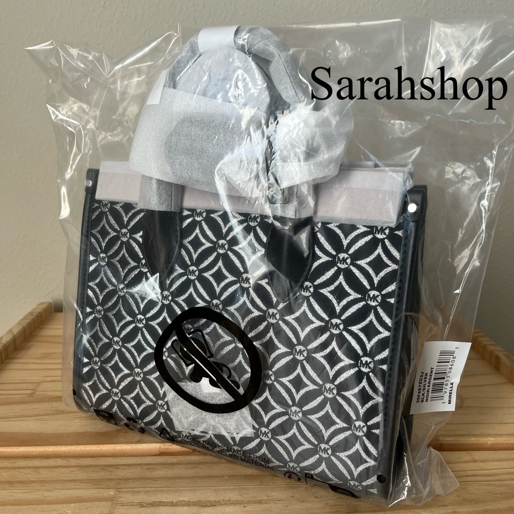 🌼Michael Kors Mirella small shopper top zip Xbody